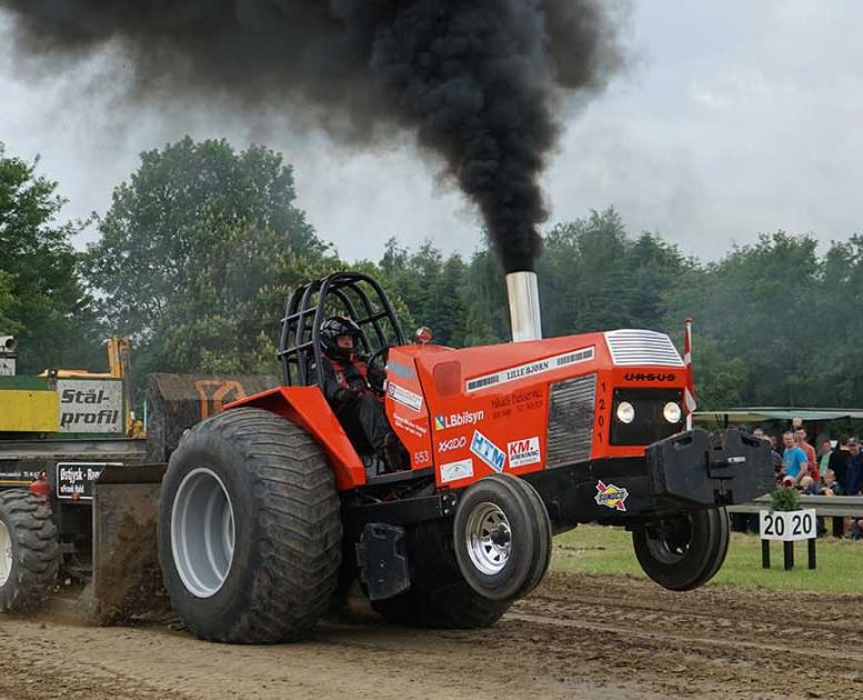 Tractor pulling on North Funen